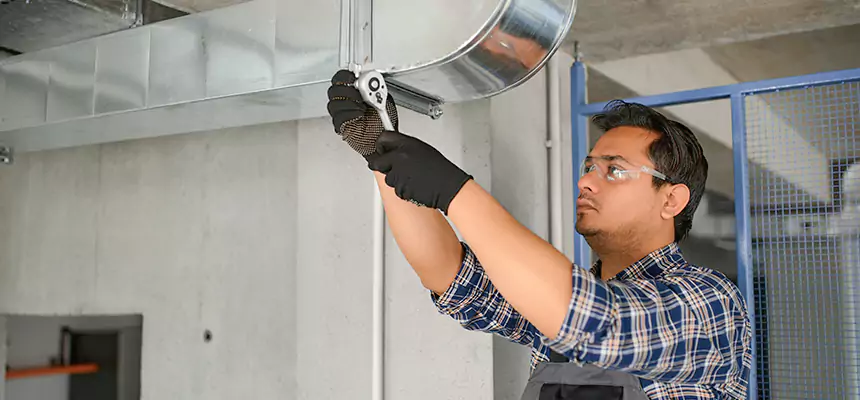 Our Clogged Air Duct Repair Services in Waukegan, IL